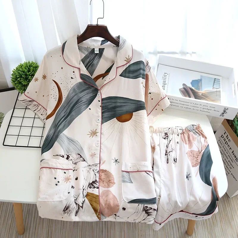 Pijama Feminino Estampado em Viscose